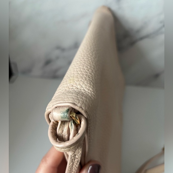 Tory Burch Pebbled Leather Fold-Over Crossbody Clutch Bag in Light Blush Pink - Picture 7 of 14